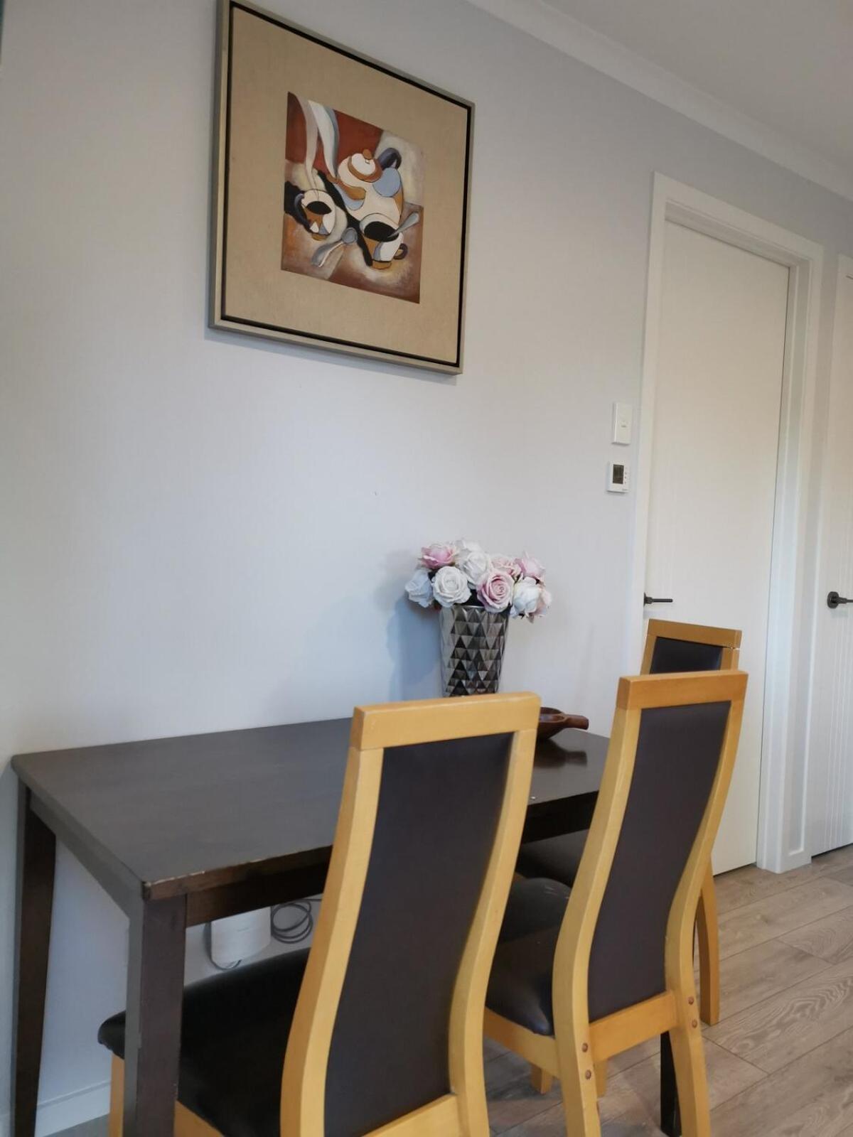 Holiday home Rabbits Home- Riverside, Separate Courtyard, New 1-bedroom